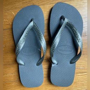 Top Tiras Flip Flop (Women) HAVAIANAS size 7 37/38